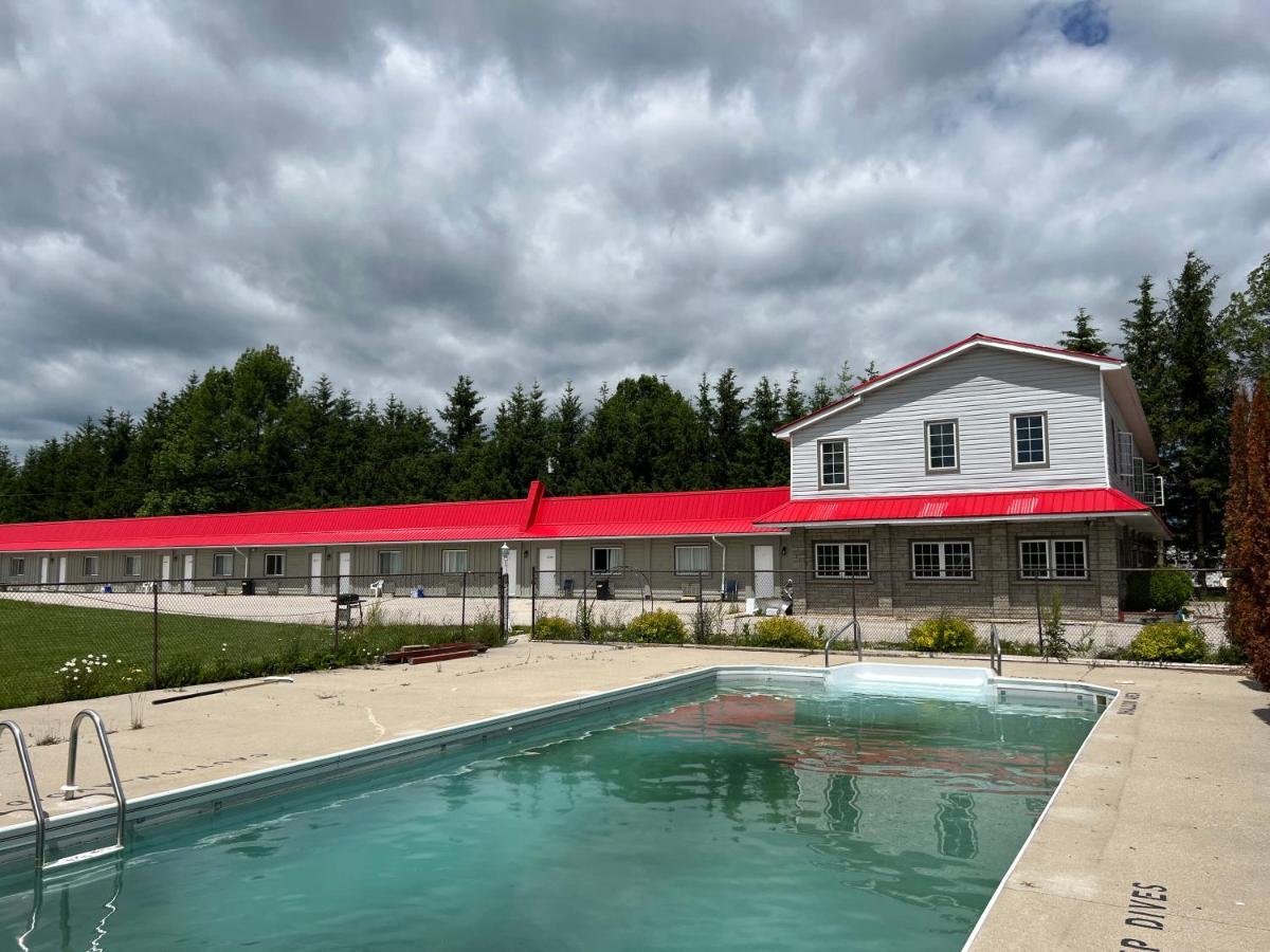 Wiarton Willys Inn Exterior photo
