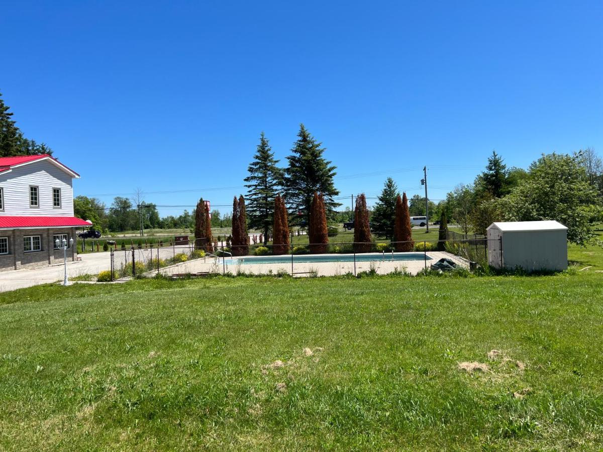 Wiarton Willys Inn Exterior photo